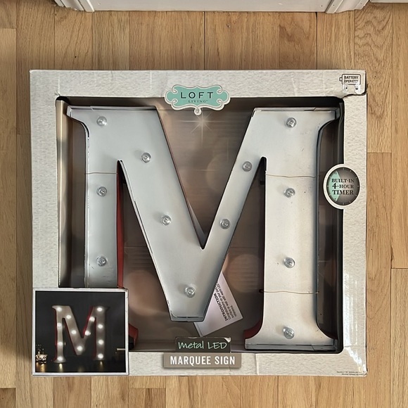Loft Living *NIB* Marqee Sign, "M" - Picture 2 of 13